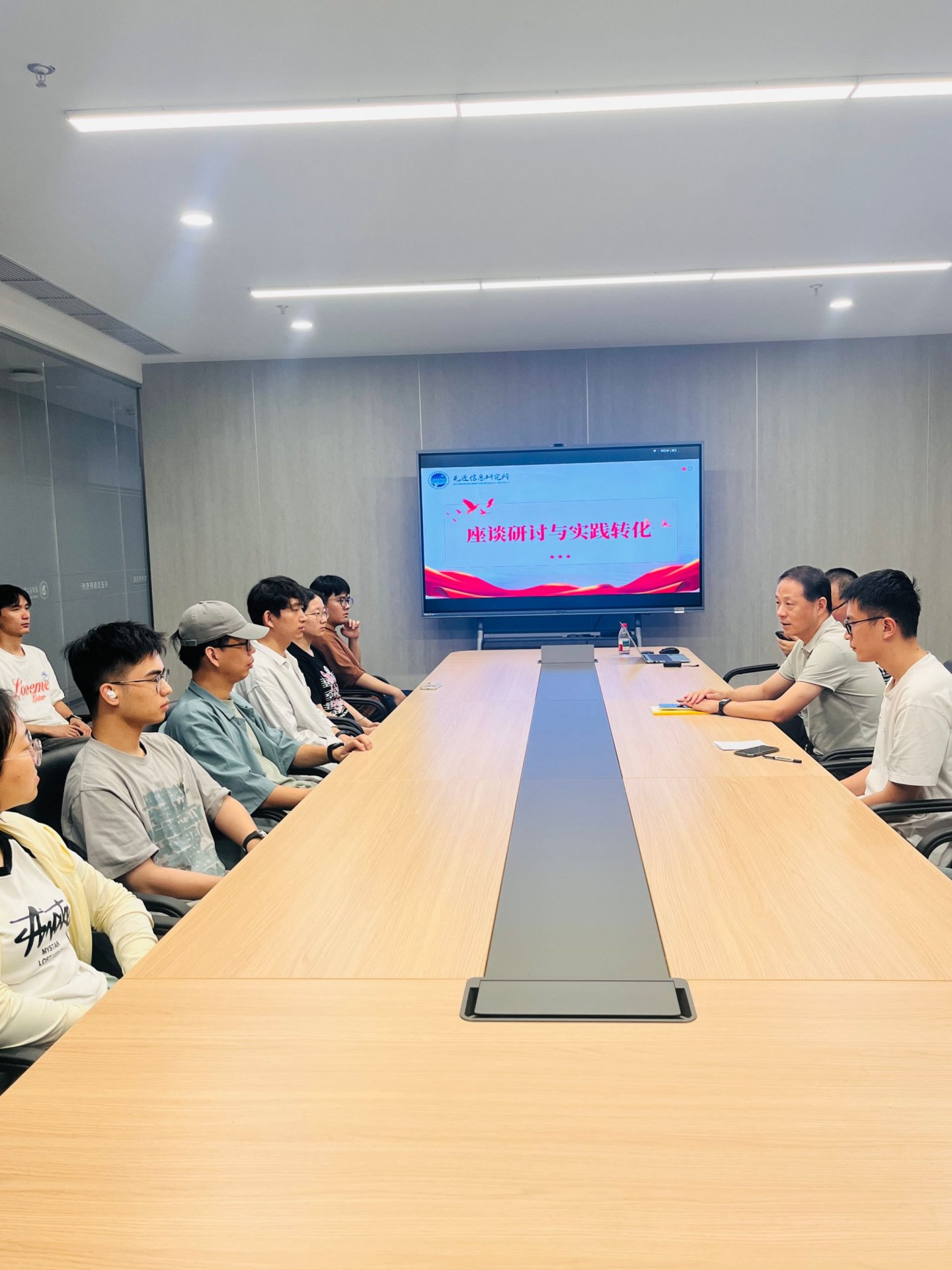 20250612寻迹科学巨匠 践悟使命担当——先进信息研究所赴钱学森故居开展主题党日活动4.jpg hidden